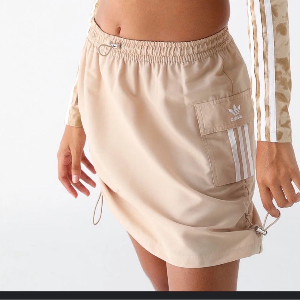 Adidas Tan Apparel Set